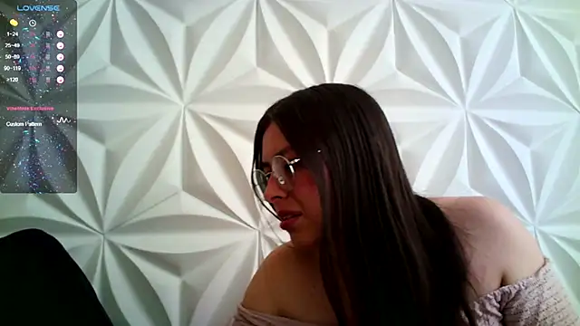 Snapshot of jerryandjessica chatting on October 20, 3:01 pm jerryandjessica online show from October 20, 3:01 pm