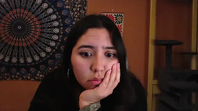 Snapshot of IntimateTales chatting on December 12, 8:32 pm IntimateTales online show from December 12, 8:32 pm