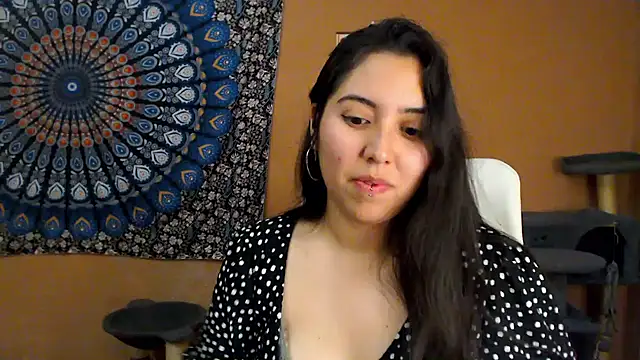 IntimateTales online show from November 25, 10:32 pm