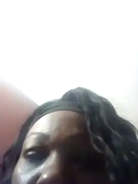 Snapshot of tgriff2k chatting on December 3, 7:38 am tgriff2k online show from December 3, 7:38 am