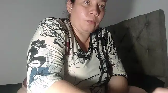 tiffany horny 1 online show from February 7, 6:24 am