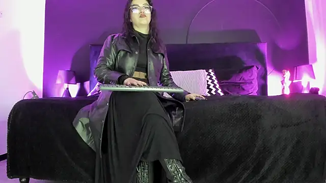  Jade 16 online show from February 14, 11:53 am