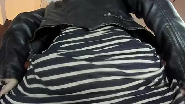  Jade 16 online show from February 15, 6:01 pm