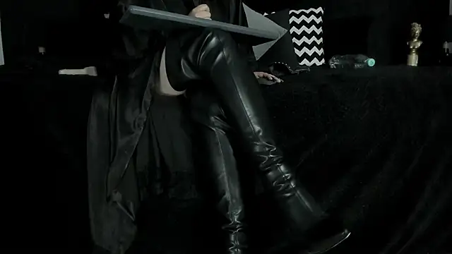  Jade 16 online show from February 18, 2:59 pm