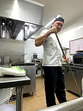 xavier 1988 online show from October 25, 12:18 am