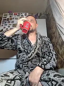 DanielOhCool online show from March 16, 5:13 am