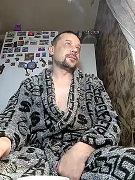 DanielOhCool online show from March 17, 5:33 am