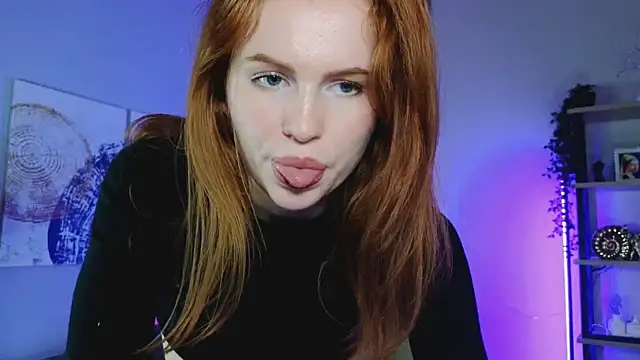 Snapshot of GingerArin chatting on January 11, 6:54 pm GingerArin online show from January 11, 6:54 pm