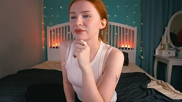 Snapshot of GingerArin chatting on November 26, 1:01 pm GingerArin online show from November 26, 1:01 pm