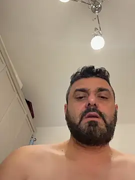 ChiIul11 online show from April 2, 9:12 pm