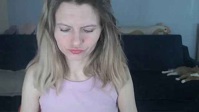 night is dark online show from March 13, 10:27 pm