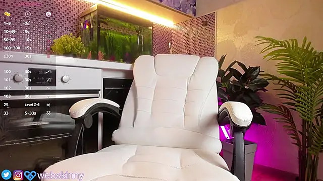 Top Skinny online show from October 1, 8:20 am