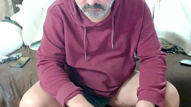 Snapshot of LiONTURK chatting on February 21, 8:38 pm LiONTURK online show from February 21, 8:38 pm