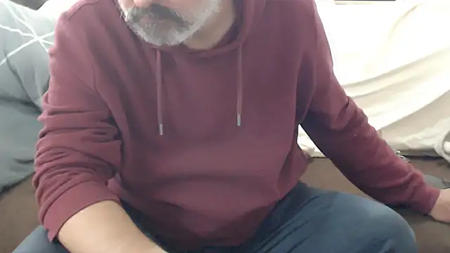 Snapshot of LiONTURK chatting on February 26, 2:46 pm LiONTURK online show from February 26, 2:46 pm