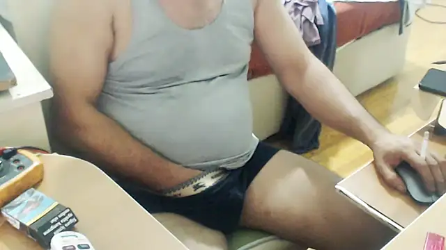 Snapshot of LiONTURK chatting on September 26, 5:28 pm LiONTURK online show from September 26, 5:28 pm