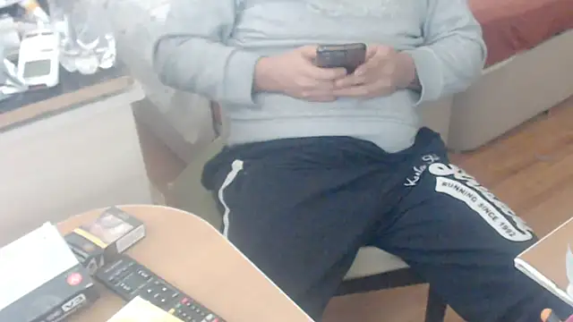 Snapshot of LiONTURK chatting on October 9, 11:52 am LiONTURK online show from October 9, 11:52 am