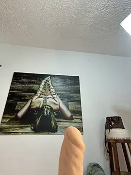 valerie lya online show from February 5, 8:02 pm