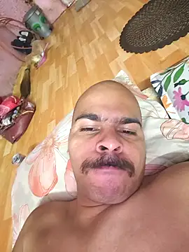 Vickyrajput009 online show from April 8, 7:14 pm