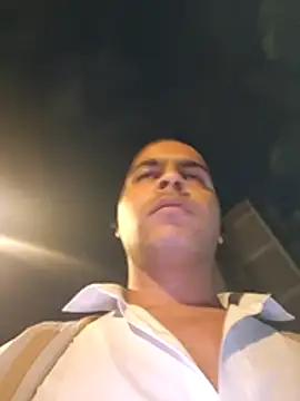 Vickyrajput009 online show from April 15, 3:52 pm