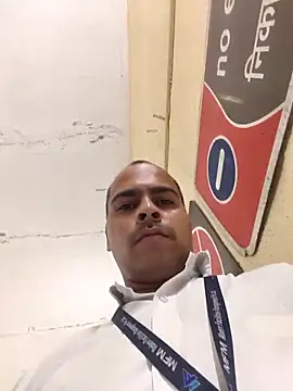 Vickyrajput009 online show from April 22, 4:08 pm