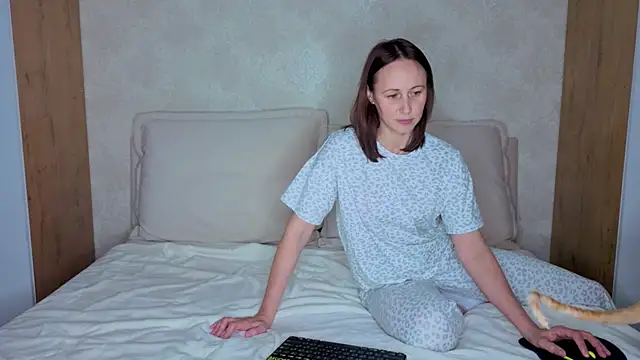 sweeetgirls2021 online show from February 7, 3:05 pm