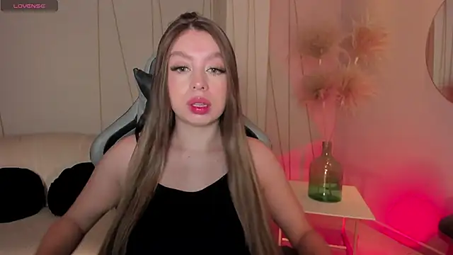 EllaClark online show from December 29, 11:29 am