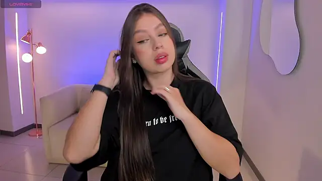 EllaClark online show from September 18, 6:54 pm