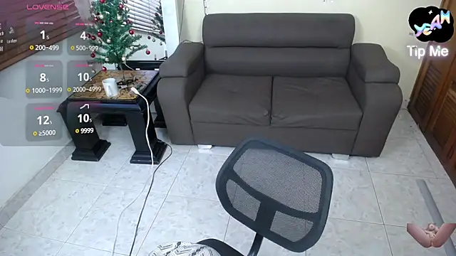 NicoleSantana online show from December 19, 10:32 pm
