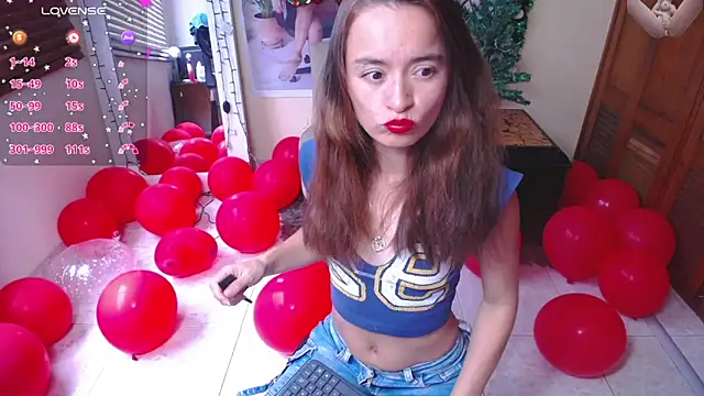 NicoleSantana online show from January 5, 9:29 pm