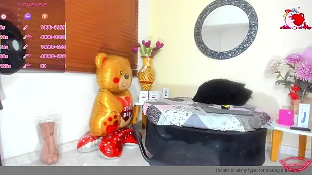 NicoleSantana online show from April 16, 11:07 pm