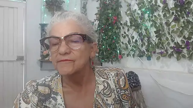 FunnyGrandma online show from December 7, 4:36 pm