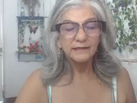 FunnyGrandma online show from December 28, 7:33 pm