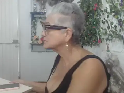 FunnyGrandma online show from January 16, 8:46 pm