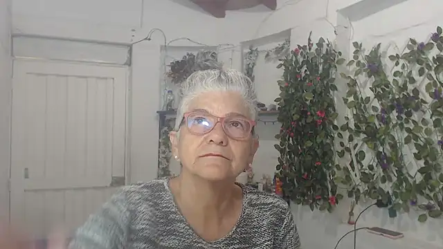 FunnyGrandma online show from February 14, 4:15 am