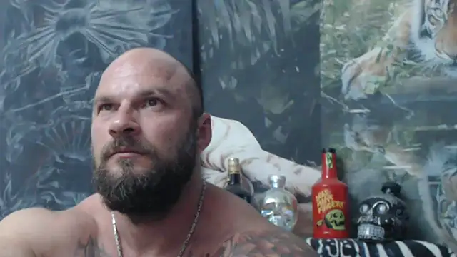 Snapshot of viking_30 chatting on June 22, 6:38 pm viking 30 online show from June 22, 6:38 pm