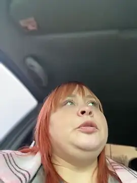 Snapshot of Model9798 chatting on April 1, 8:48 am Model9798 online show from April 1, 8:48 am