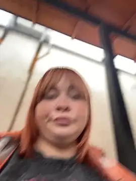 Snapshot of Model9798 chatting on April 3, 10:13 am Model9798 online show from April 3, 10:13 am