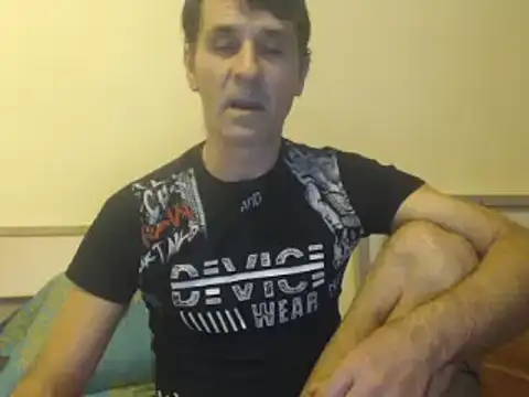 yvesstorm1 online show from February 19, 4:44 pm