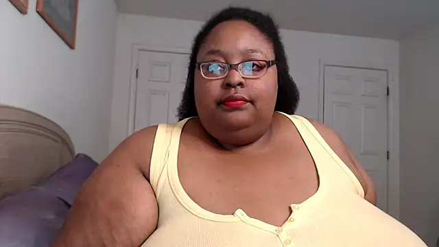 Snapshot of Loves_Aura chatting on December 27, 1:22 am Loves Aura online show from December 27, 1:22 am