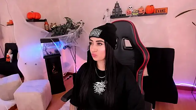 EmmyEvans1 online show from October 17, 7:27 pm