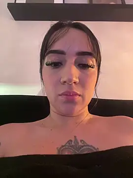 EmmyEvans1 online show from February 2, 8:18 pm