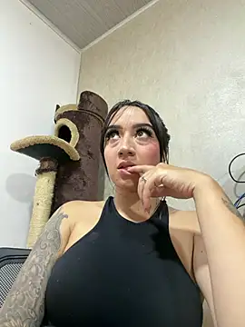 EmmyEvans1 online show from March 27, 7:13 pm