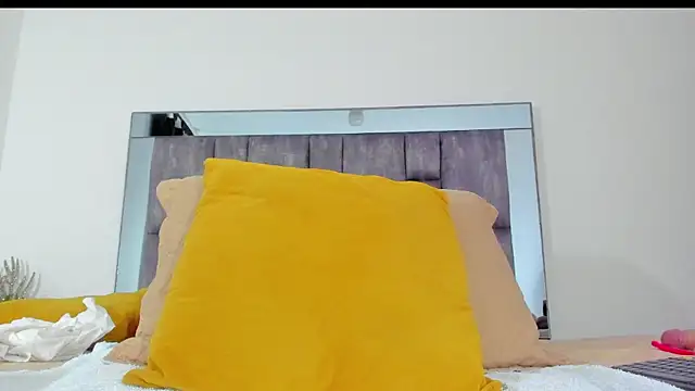 alyssia ocean online show from October 26, 12:00 pm