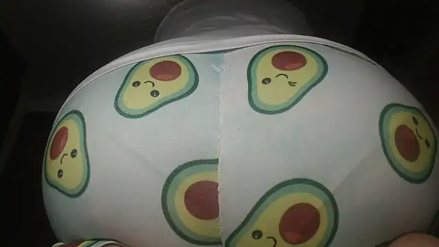 Snapshot of prettyangelsquirt chatting on January 5, 1:36 pm prettyangelsquirt online show from January 5, 1:36 pm