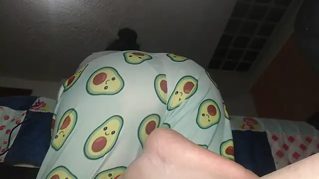 Snapshot of prettyangelsquirt chatting on January 11, 10:29 pm prettyangelsquirt online show from January 11, 10:29 pm