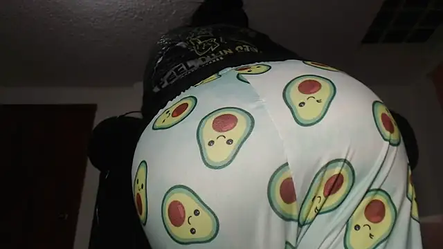Snapshot of prettyangelsquirt chatting on February 20, 7:19 pm prettyangelsquirt online show from February 20, 7:19 pm
