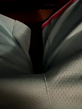 Snapshot of JohnnyBigShot chatting on October 13, 2:00 am JohnnyBigShot online show from October 13, 2:00 am