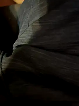 Snapshot of JohnnyBigShot chatting on October 29, 10:22 pm JohnnyBigShot online show from October 29, 10:22 pm