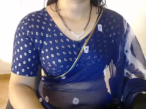 Open Heart Lennon online show from November 18, 4:39 am