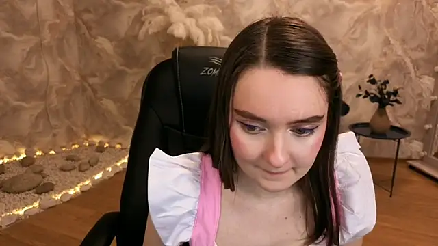 Snapshot of CloudGrace chatting on January 31, 7:11 pm CloudGrace online show from January 31, 7:11 pm